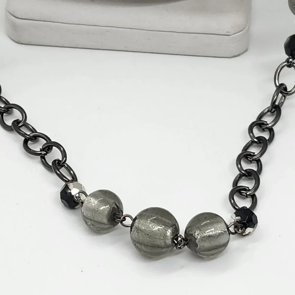 Gun Metal‎ And Glass Bead Necklace